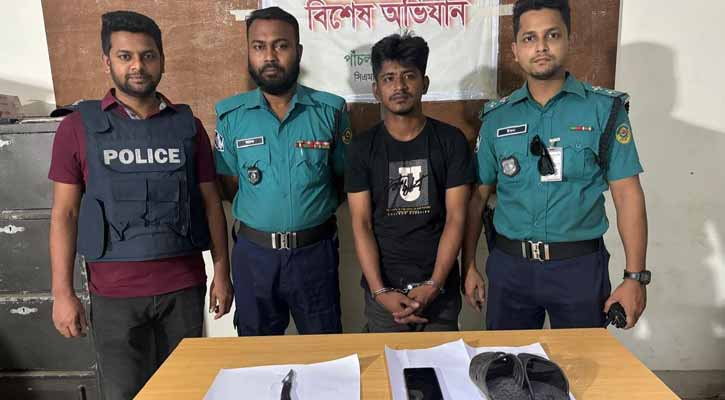 ফেসবুকে সম্পর্কের জেরে গৃহবধূর প্রেমিককে হত্যা করল স্বামী