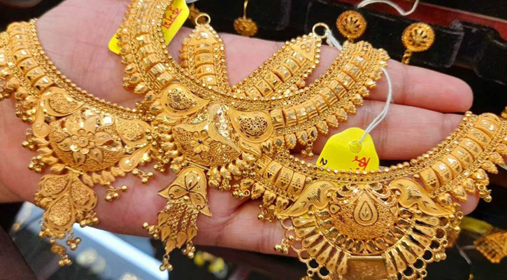 যে কারণে স্বর্ণের দামে বড় পতন
