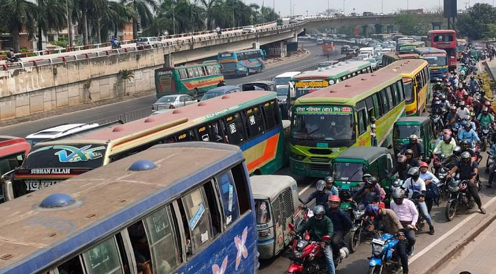 রাজধানীতে তীব্র যানজট, ভোগান্তি চরমে