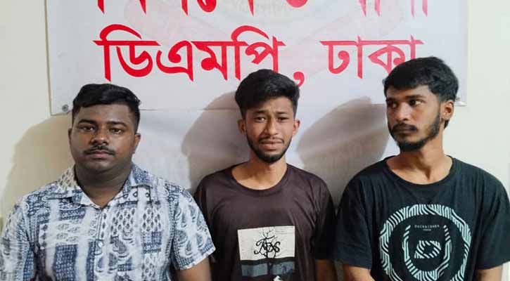 নিষিদ্ধ ছাত্রলীগ সভাপতির হাতে টিফিন বক্সে মিলল ৩টি ককটেল