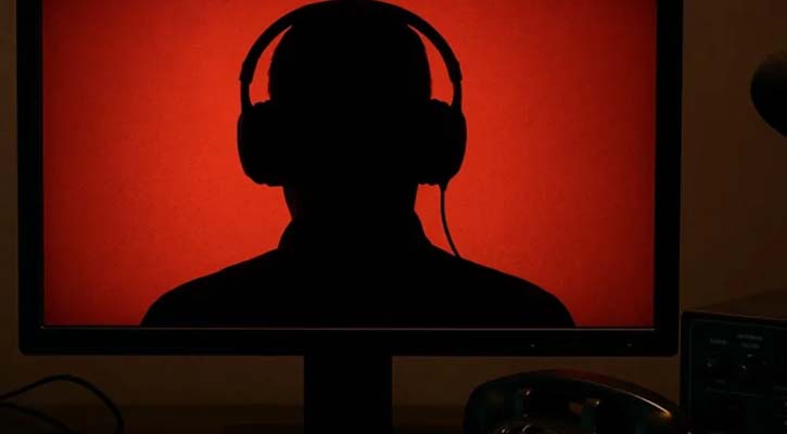 সরকার কি এখনও আড়ি পাতছে ফোনে?