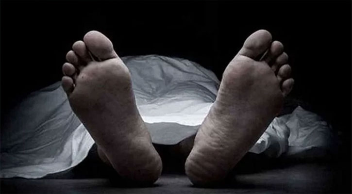 গাজীপুরে বাসচাপায় অটোরিকশার ৩ যাত্রী নিহত