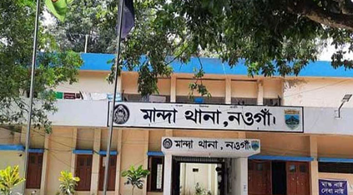 নওগাঁয় বাড়িতে একা পেয়ে নারীকে ‘দলবেঁধে ধর্ষণ’, গ্রেপ্তার ৪