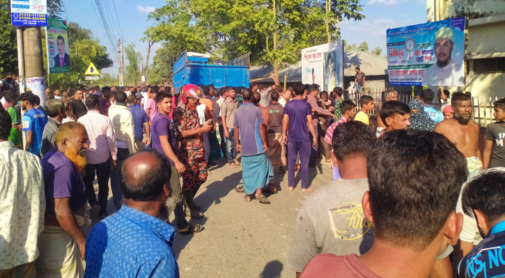 নীলফামারীতে সড়ক দুর্ঘটনায় দ্বিতীয় শ্রেণির ছাত্রী নিহত