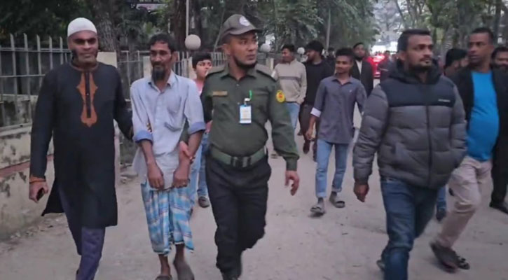 শরীয়তপুরে সরকারি ওষুধ সরিয়ে নেওয়ার ঘটনায় আটক ২