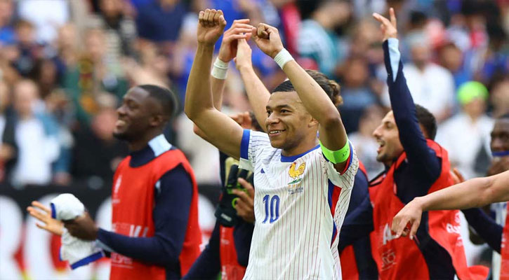 শিরোপায় চোখ রেখে পর্তুগাল ম্যাচের অপেক্ষায় এমবাপে