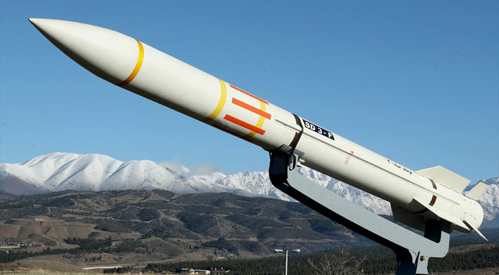 ইরান-যুক্তরাষ্ট্র উত্তেজনা তীব্র, সামরিক সর্বোচ্চ সতর্ক অবস্থানে তেহরান