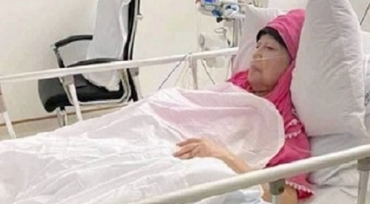 আইসিইউতে খালেদা জিয়া 