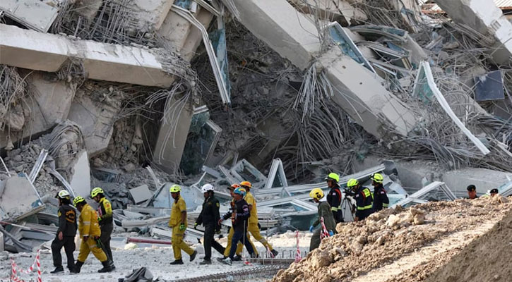 ভয়াবহ ভূমিকম্পে শতাধিক নিহতের শঙ্কা, নিখোঁজ ৭০