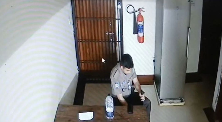 নিজের অস্ত্রের গুলিতে রেল পুলিশ সদস্যের আত্মহত্যা