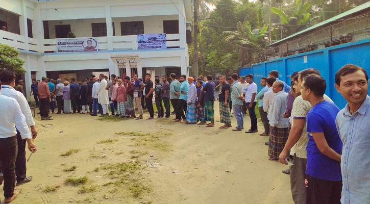 ব্রাহ্মণবাড়িয়া-২ ও লক্ষ্মীপুর-৩ আসনে ভোট চলছে