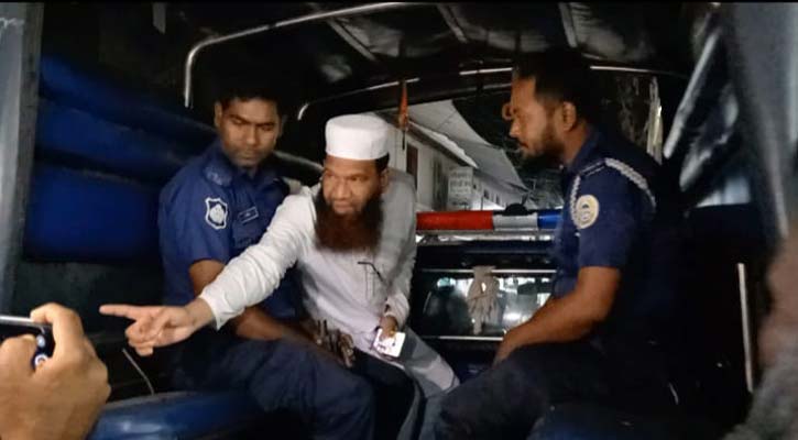 অভিযানে ধরা পড়লো ৪ ভুয়া ডাক্তার