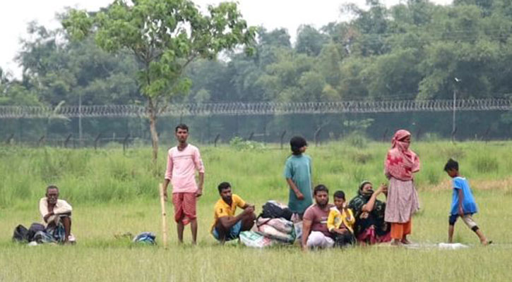 বিজিবির অনড় অবস্থানে ১২ জনকে ফেরত নিল বিএসএফ