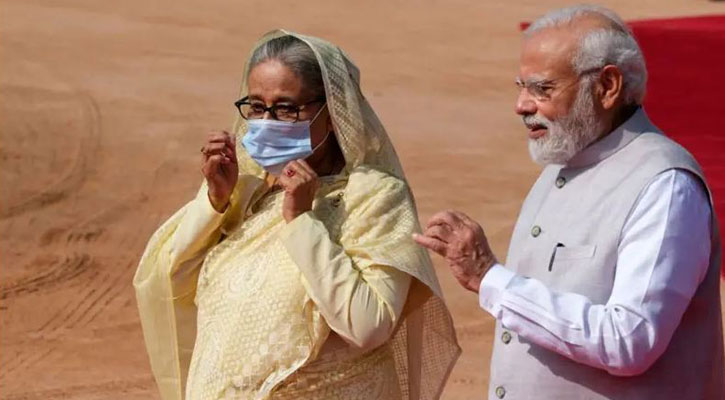 হাসিনা ইস্যুতে পুরোনো মিত্রের জন্য কত দূর এগোবে ভারত?