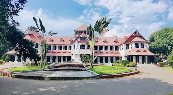 বিনষ্টের পথে চট্টগ্রামের জিয়া স্মৃতি জাদুঘর