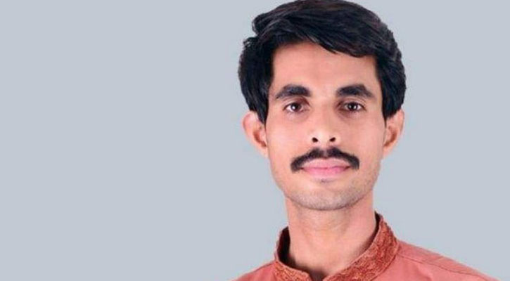 ছাত্রলীগ নিয়ে পোস্ট দেওয়ায় ঢাবি শিক্ষার্থীর বাড়িতে আগুন