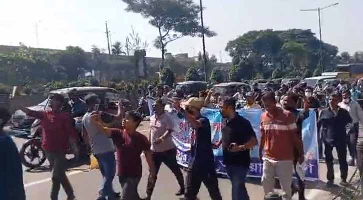 ঢাকায় বিভিন্ন স্থানে একযোগে আওয়ামী লীগের বিক্ষোভ, গ্রেপ্তার ১৩১