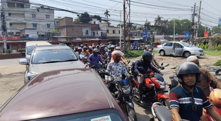 দুই দিনের তেল দুই ঘণ্টায় শেষ হচ্ছে, কোথায় যাচ্ছে-প্রশ্ন টুকুর