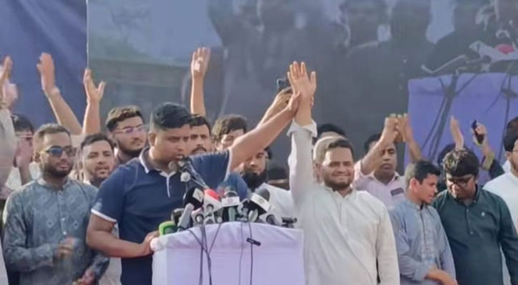 ফার্মের মুরগিরা রাস্তায় নেমেছিল বলেই আপনি শিক্ষামন্ত্রী: হাসনাত