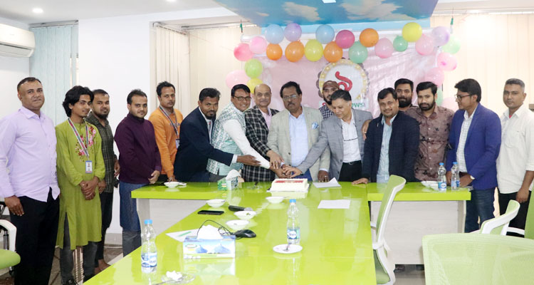 বর্ণাঢ্য আয়োজনে পালিত হলো সোনালীনিউজের প্রতিষ্ঠাবার্ষিকী