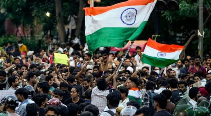 আন্দোলন প্রত্যাহার করে নিল ককরোচ পার্টি