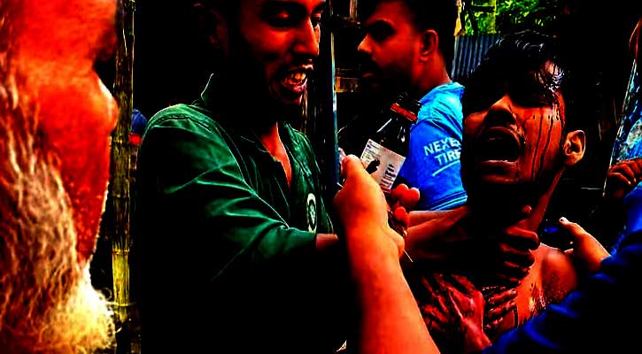 কাঁঠালিয়ায় পূর্ববিরোধের জেরে তরুণকে ছুরিকাঘাত, গণধোলাইয়ের পর আটক ১