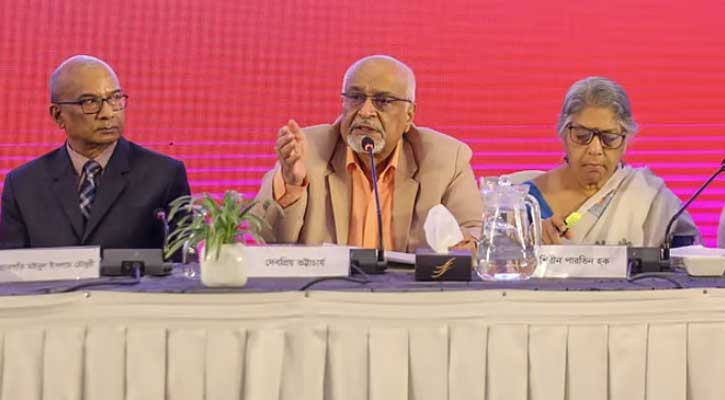 নখ-দন্তহীন মানবাধিকার কমিশন নিয়ে ক্ষোভ দেবপ্রিয়ের