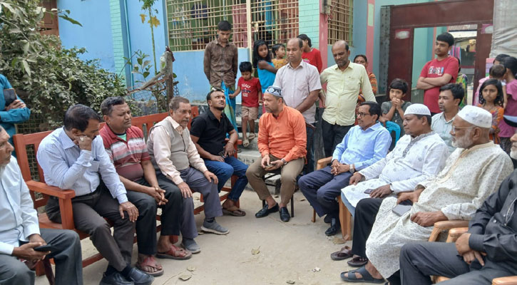 পল্লী চিকিৎসককে অস্ত্রের মুখে অপহরণচেষ্টা, পাশে দাঁড়ালেন এমপি শিমুল বিশ্বাস