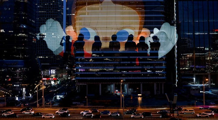 যুক্তরাষ্ট্র–চীন বাণিজ্যযুদ্ধে শুল্কবিরতি আরও ৯০ দিনের জন্য বৃদ্ধি