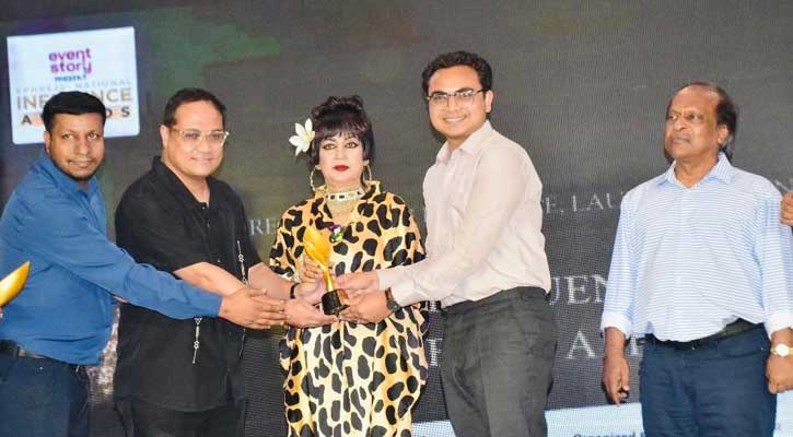 স্বাস্থ্য সাংবাদিকতায় ন্যাশনাল ইনফ্লুয়েন্স অ্যাওয়ার্ড পেলেন সা’দ