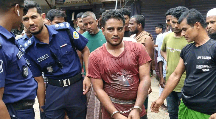 চাঁদা দাবি করায় যুবকে গণধোলাই দিয়ে পুলিশে সোপর্দ