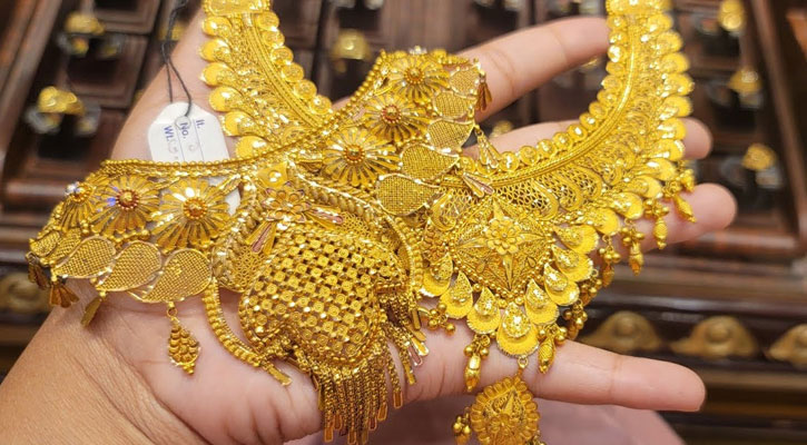 দেশের বাজারে স্বর্ণের দামে নতুন রেকর্ড