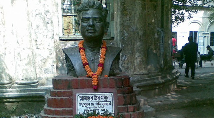 শহীদ বুদ্ধিজীবীর স্বীকৃতি পেলেন ‘চা দোকানি’ মধুদা