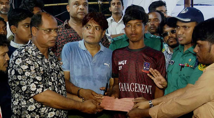 দুর্ঘটনায় বাবা হারানো আশরাফুলকে আর্থিক সহায়তা তারেক রহমানের