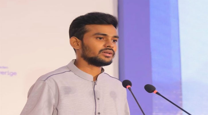 চাপ দিয়ে নিউজ সরানোর অভিযোগ সম্পূর্ণ মিথ্যা : আসিফ মাহমুদ