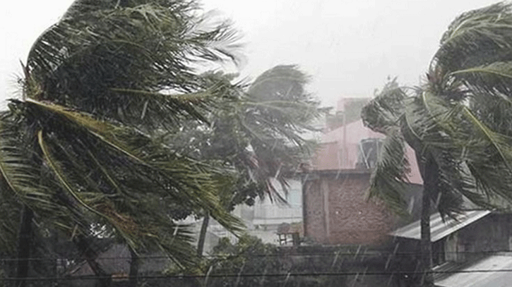 দুপুরের মধ্যে যেসব অঞ্চলে ৬০ কিমি বেগে বজ্রসহ ঝড়ের আভাস