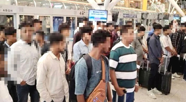 ফের ৯৮ বাংলাদেশিকে ফেরত পাঠাল মালয়েশিয়া