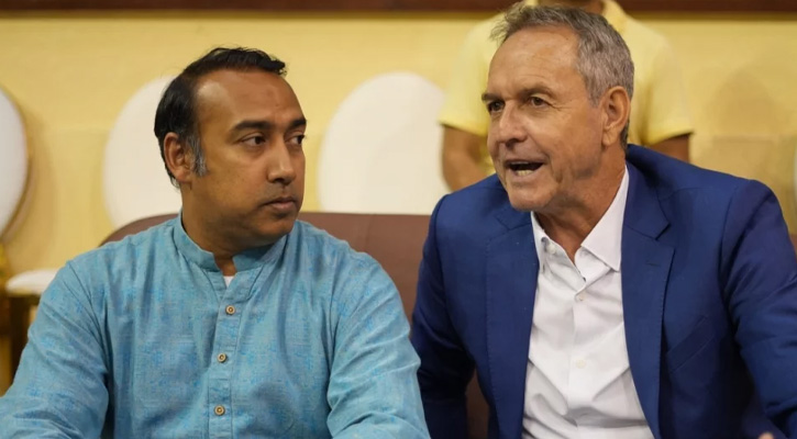 গোপনে ঢাকায় এলেন নতুন কোচ থমাস ডুলি