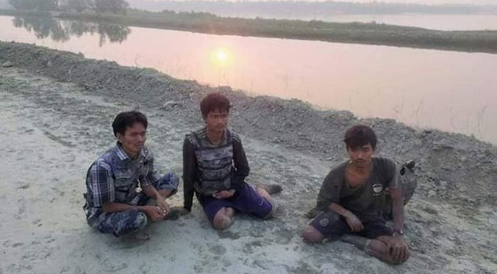 মিয়ানমারের আরও ১২ সীমান্তরক্ষী পালিয়ে বাংলাদেশে