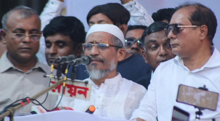 দেশের বিরুদ্ধে ষড়যন্ত্র চলছে, মোকাবিলা করতে হবে: বাবর