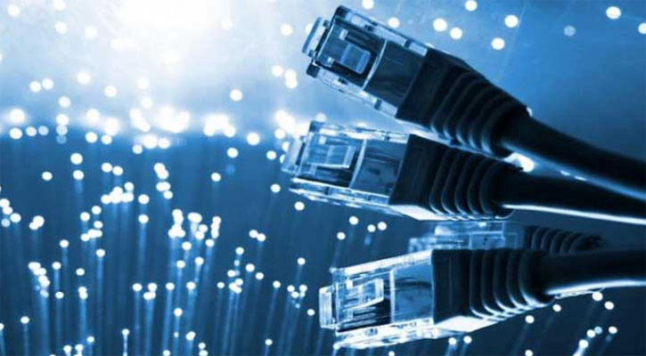 চার টেরাবাইট ব্যান্ডউইথ সরবরাহের মাইলফলকে সাবমেরিন ক্যাবল