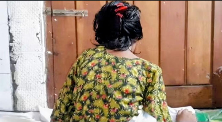পুলিশে অভিযোগ করায় পঞ্চম শ্রেণির ছাত্রীকে মারধর, উপড়ে গেল ৩ দাঁত