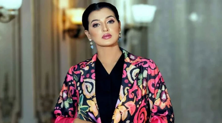 চলচ্চিত্র ছাড়বো এটা আমার চয়েস: বর্ষা