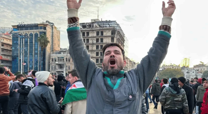 বাশারের ‘আয়নাঘর’ থেকে মুক্তি পেল ১৩৭০০০ বন্দী