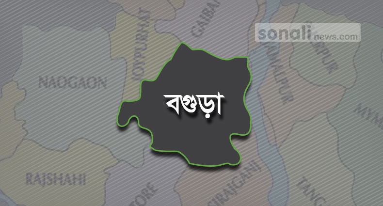 গভীর রাতে ঘরে ঢুকে মা-মেয়েকে কুপিয়ে হত্যা