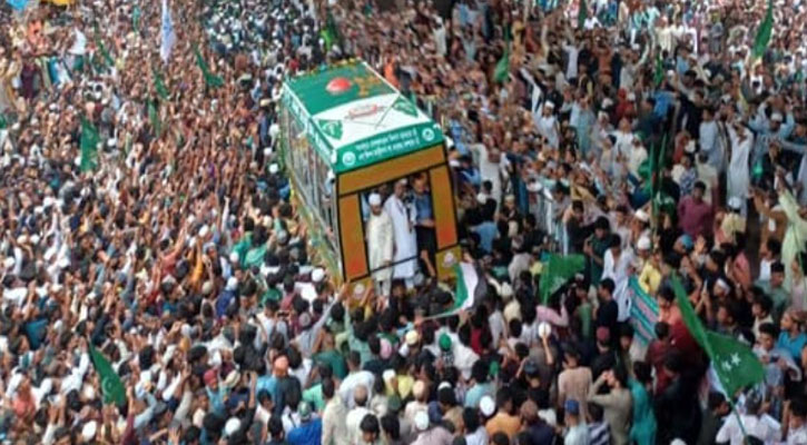 চট্টগ্রামে অনুষ্ঠিত হয়েছে ঐতিহ্যবাহী জশনে জুলুস