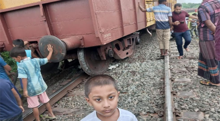 খুলনার সাথে সারাদেশের রেল যোগাযোগ শুরু