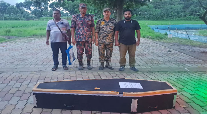চিকিৎসা করতে গিয়ে ভারতে দুই বন্ধুর মৃত্যু, মরদেহ আনলেন আরেক বন্ধু