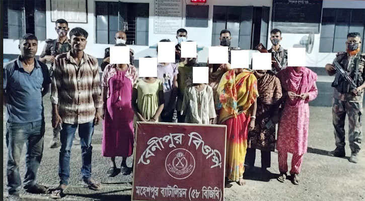 বিজিবির কাছে ১১ বাংলাদেশিকে হস্তান্তর করল বিএসএফ