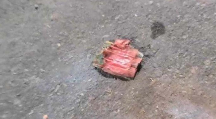 বিএনপির কেন্দ্রীয় কার্যালয়ের সামনে ককটেল বিস্ফোরণ